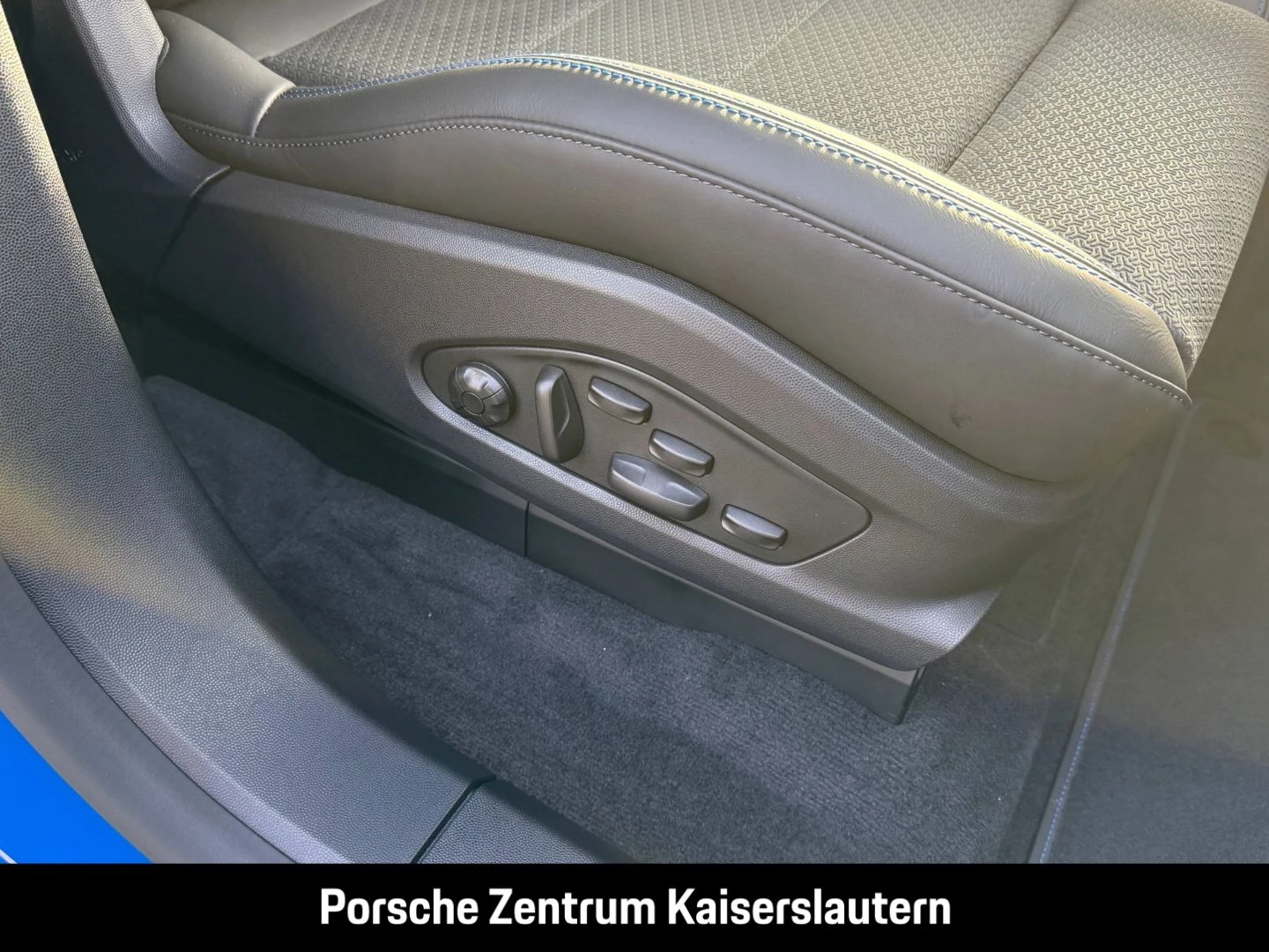 Porsche Macan GTS HA-Lenkung Head-Up Surround-View BOSE gts