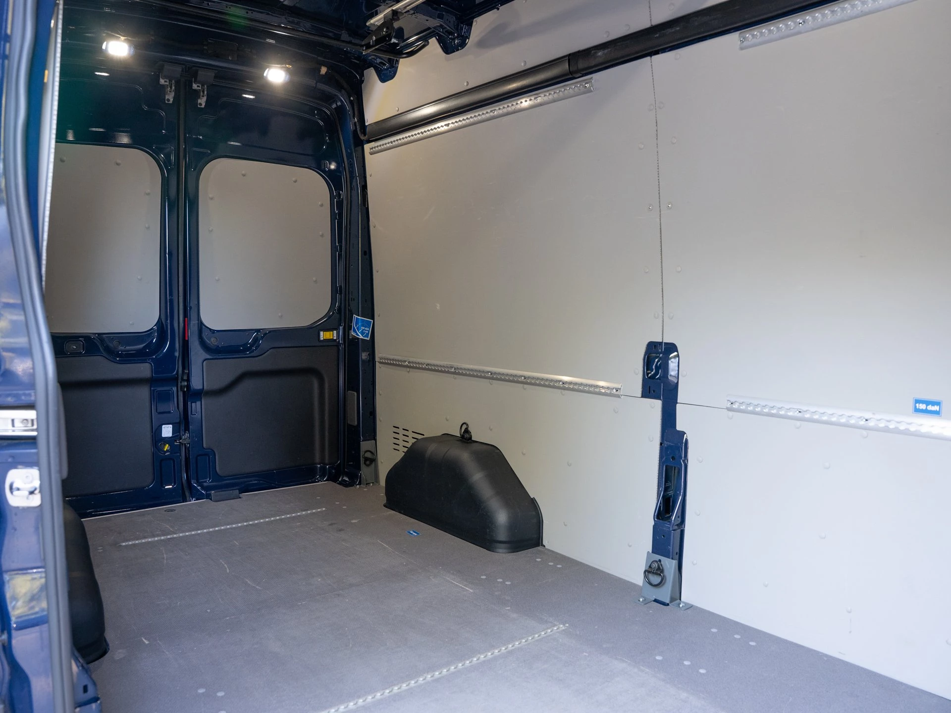 Ford-Transit-image-9