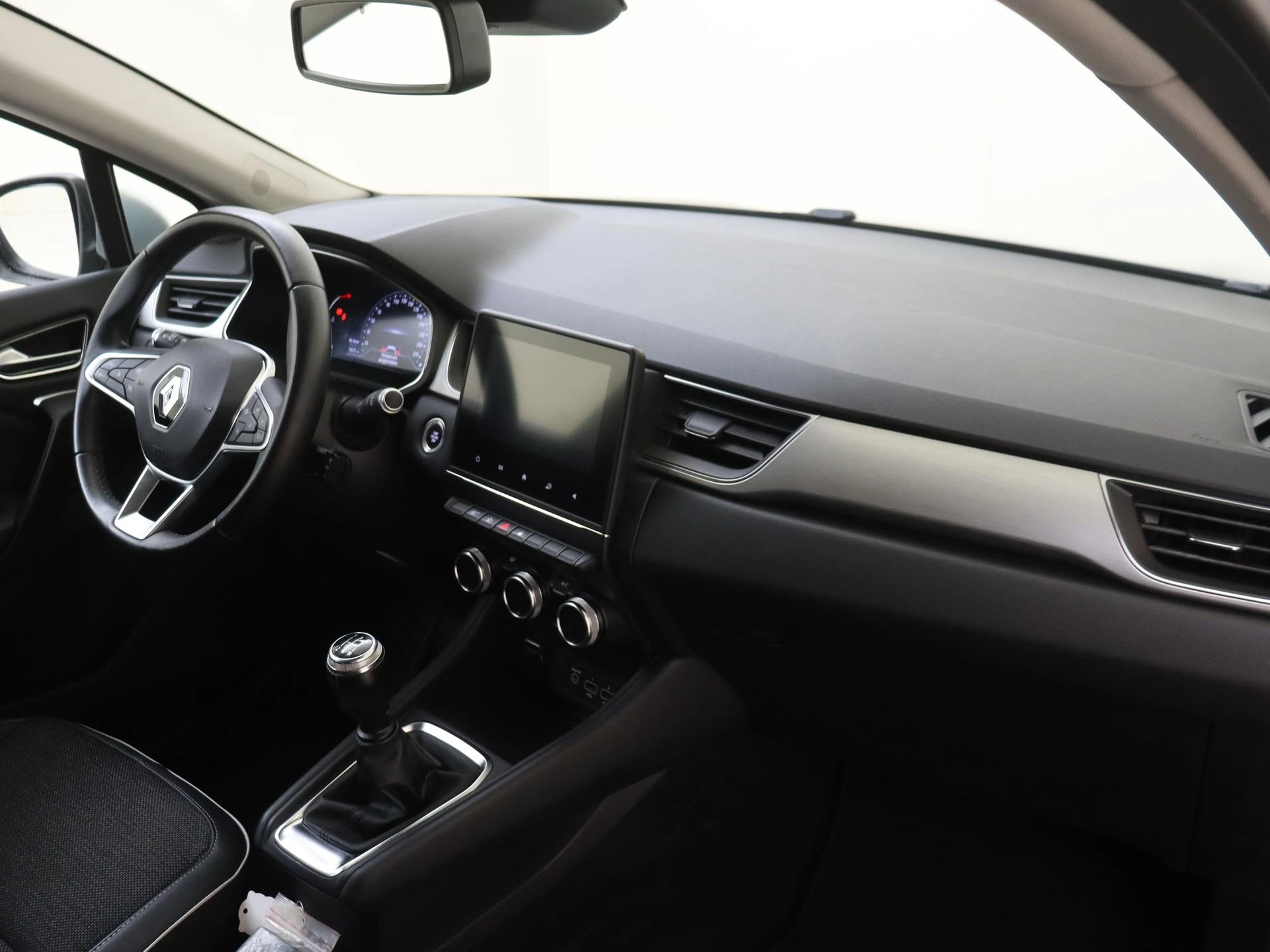 Renault-Captur-image-4