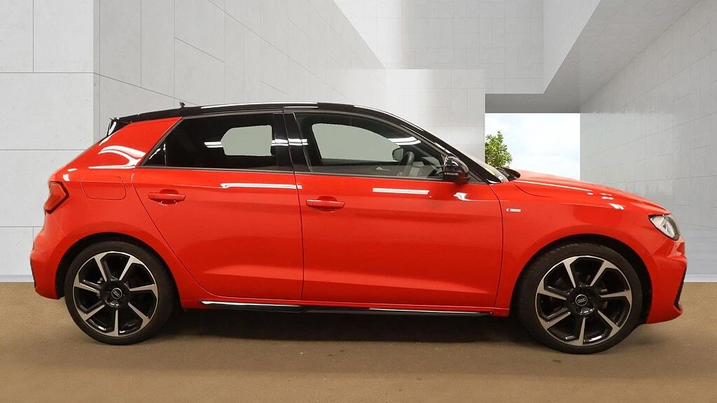 Audi-A1 Sportback-image-32