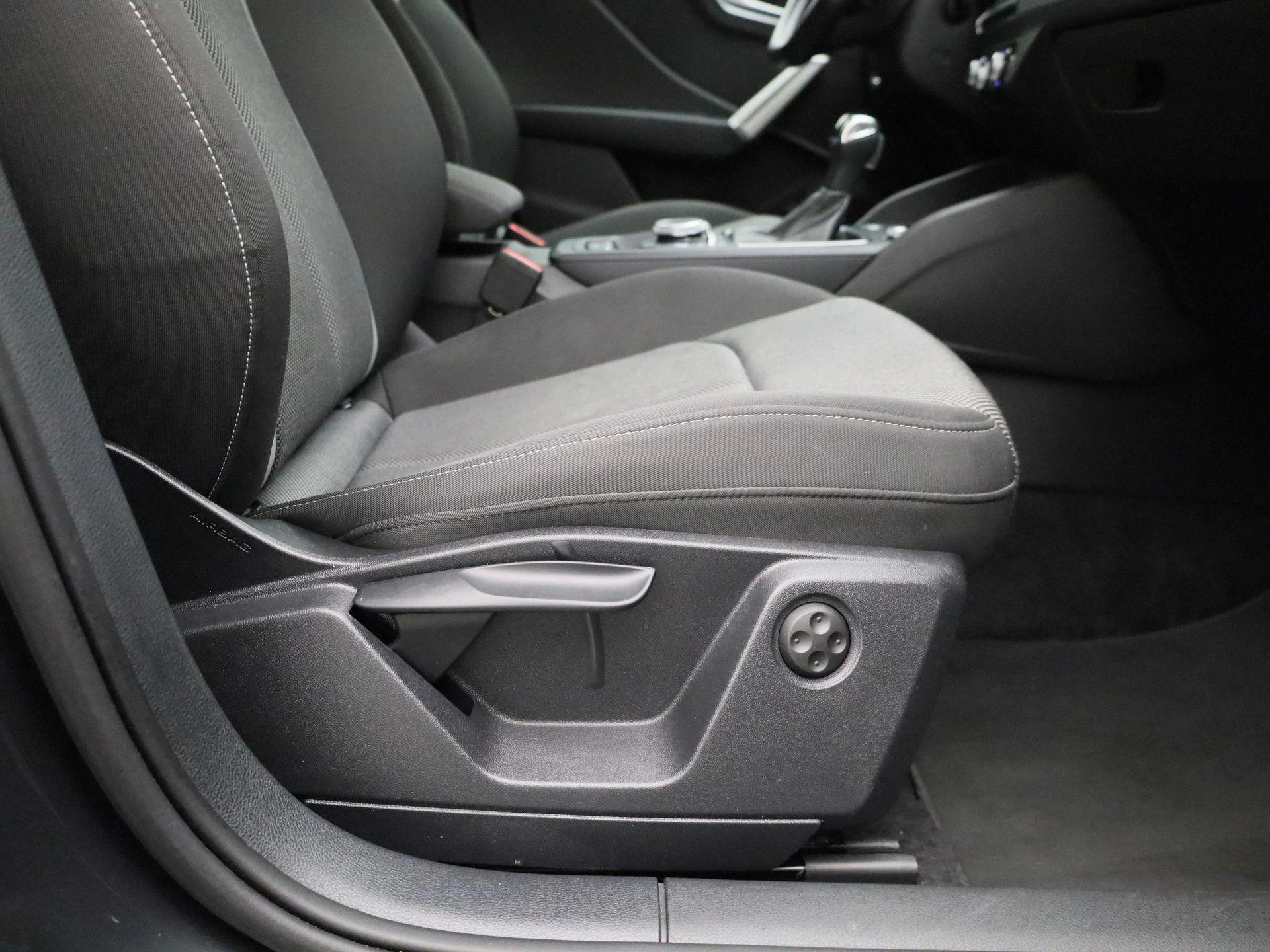 Audi-Q2-image-42