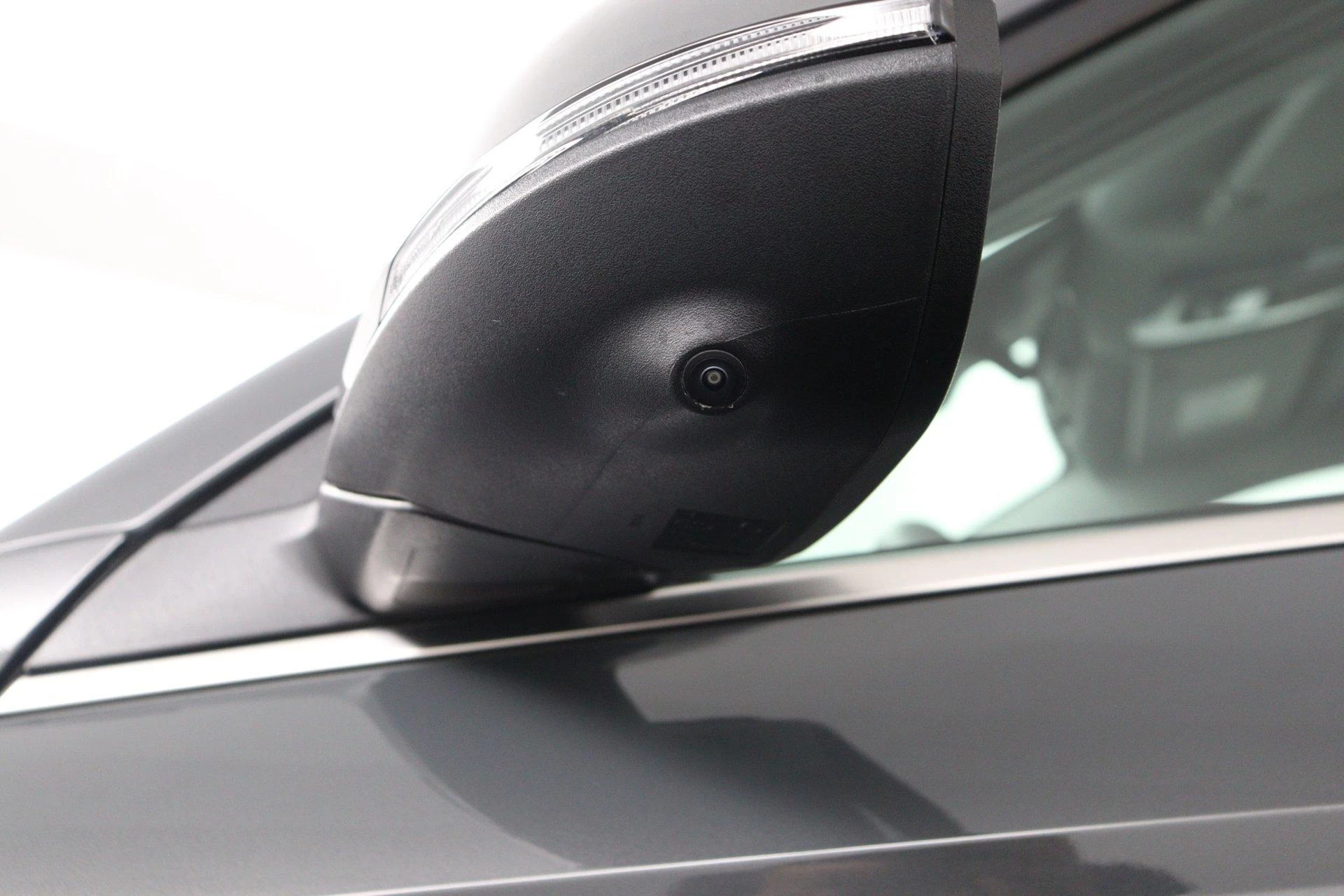 Hyundai Kona 1.6 GDI HEV Premium Sky