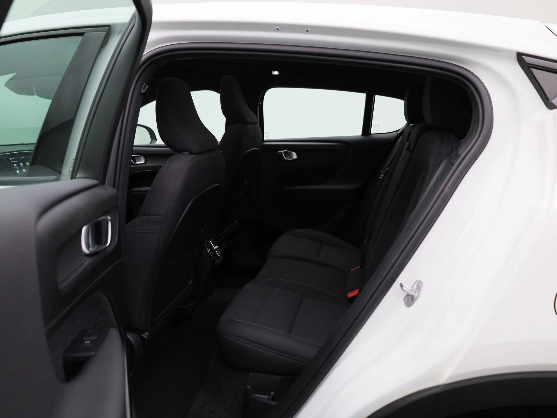 Volvo-C40-image-9