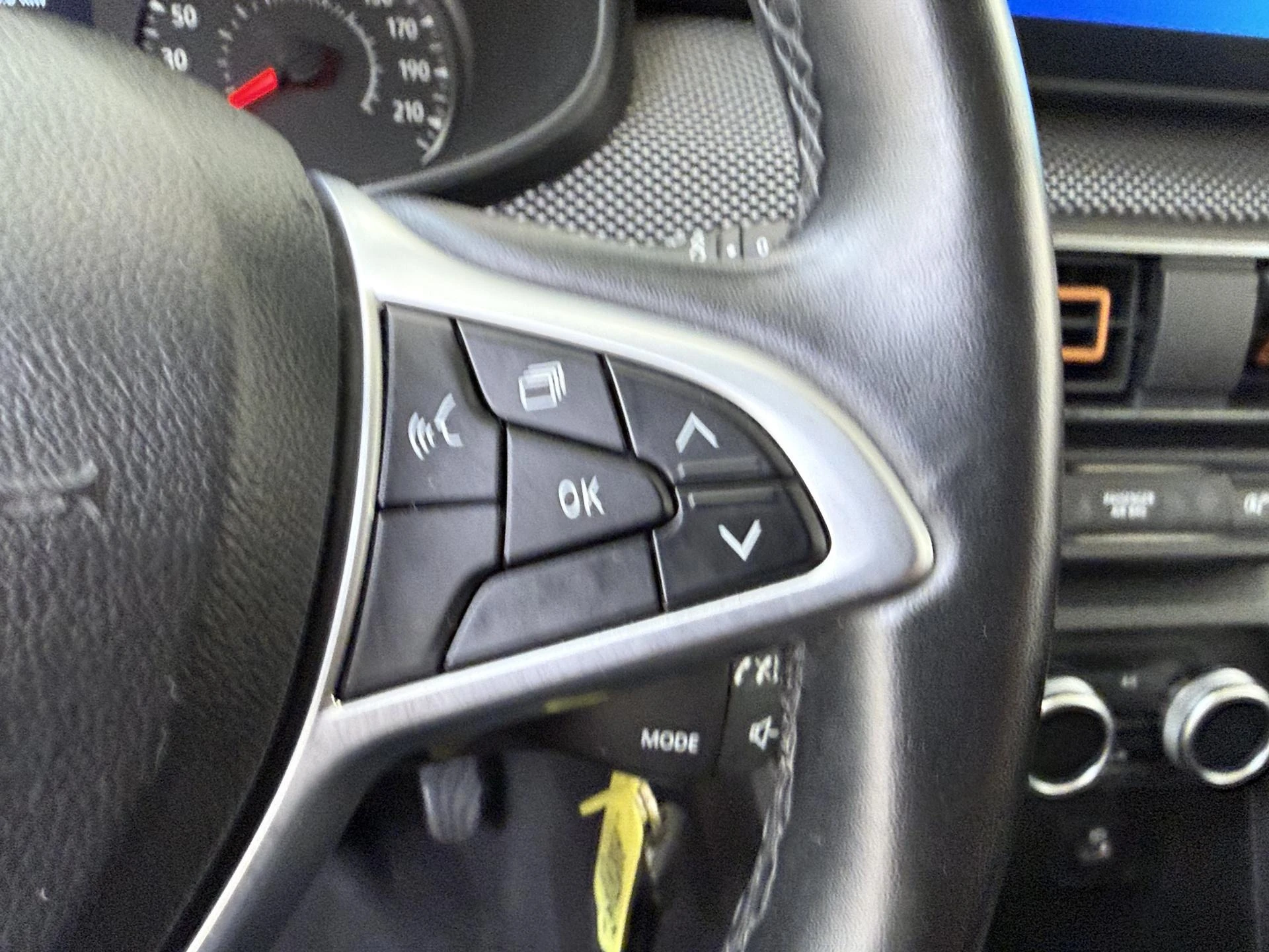 Dacia-Sandero-image-12