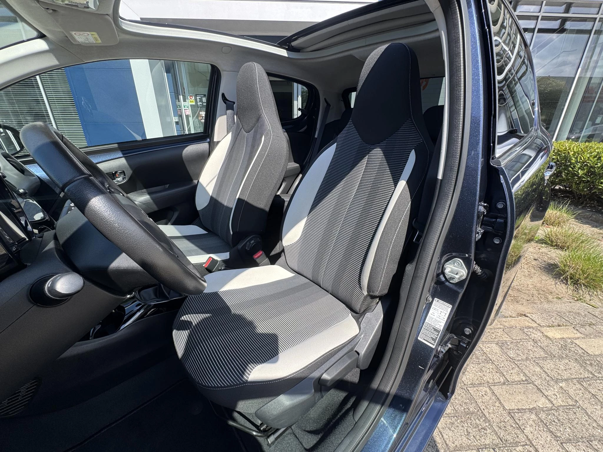 Peugeot-108-image-18