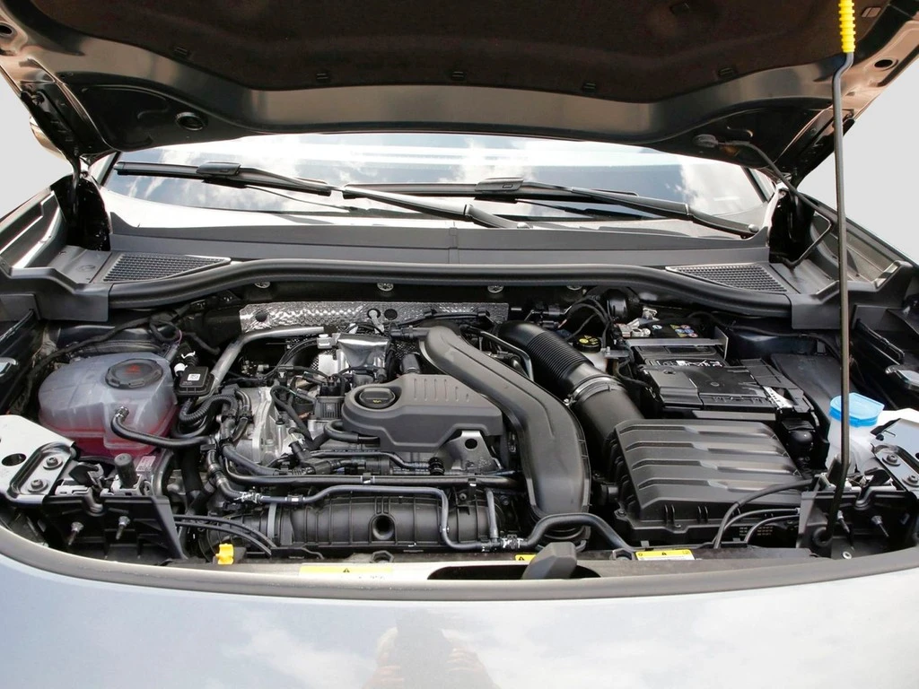 Volkswagen-T-Roc-image-7