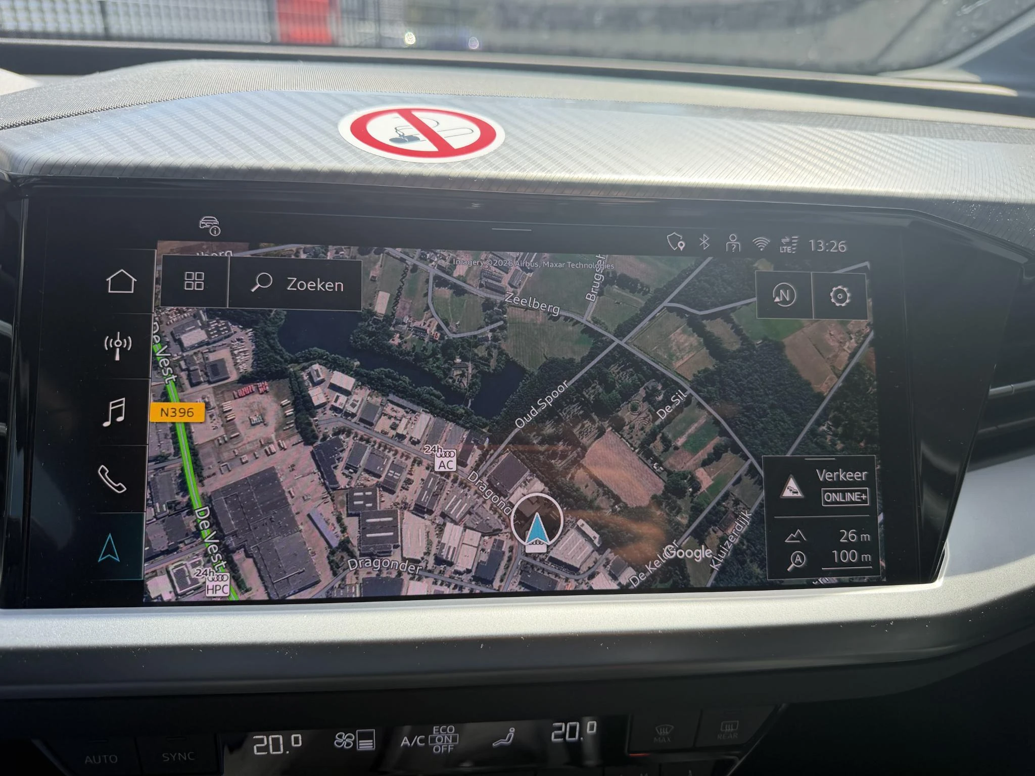 Audi-Q4 e-tron-image-17