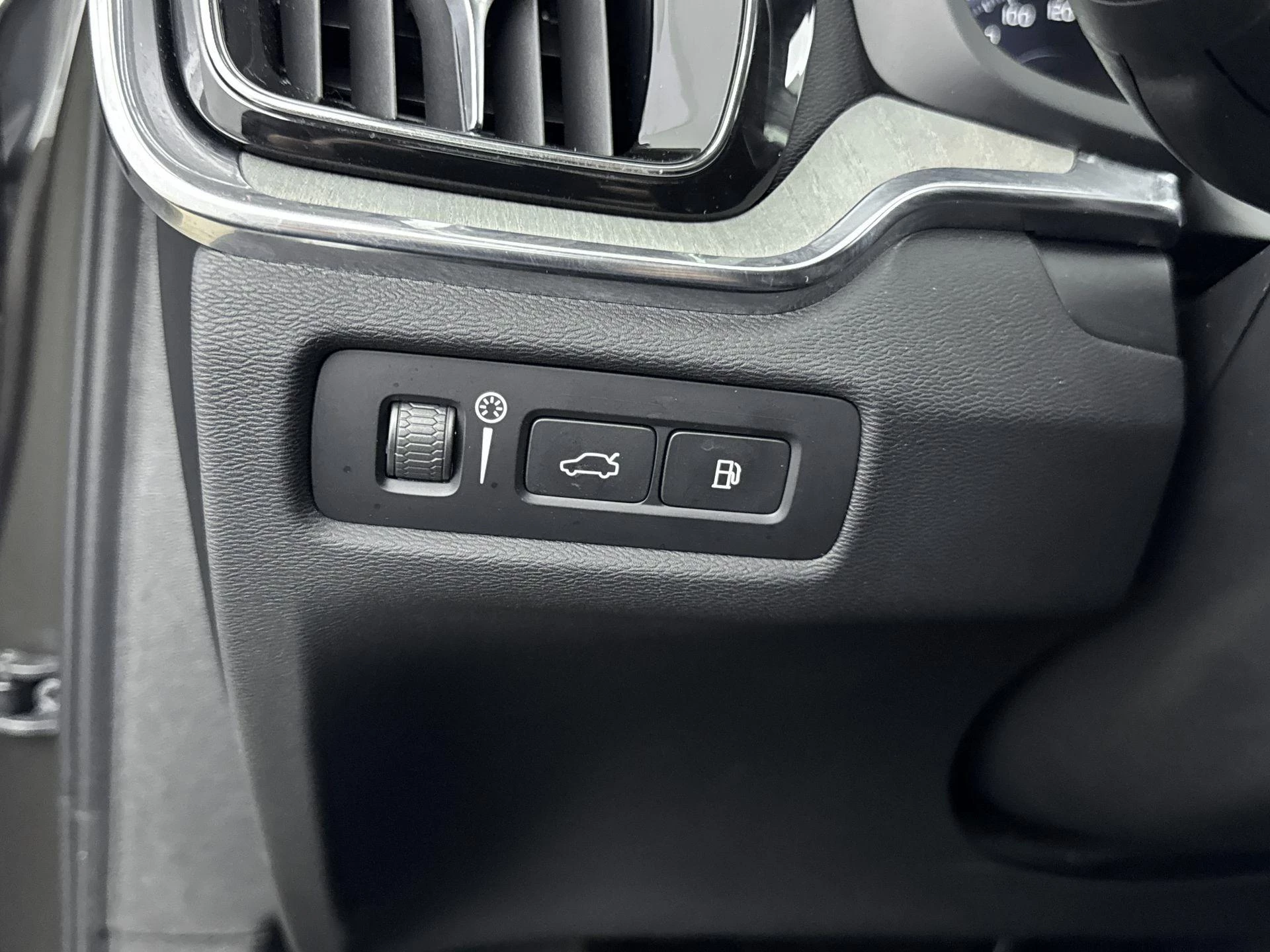 Volvo-S60-image-24