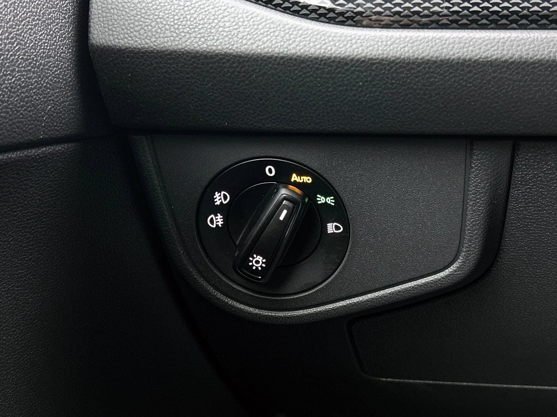Volkswagen-Taigo-image-22