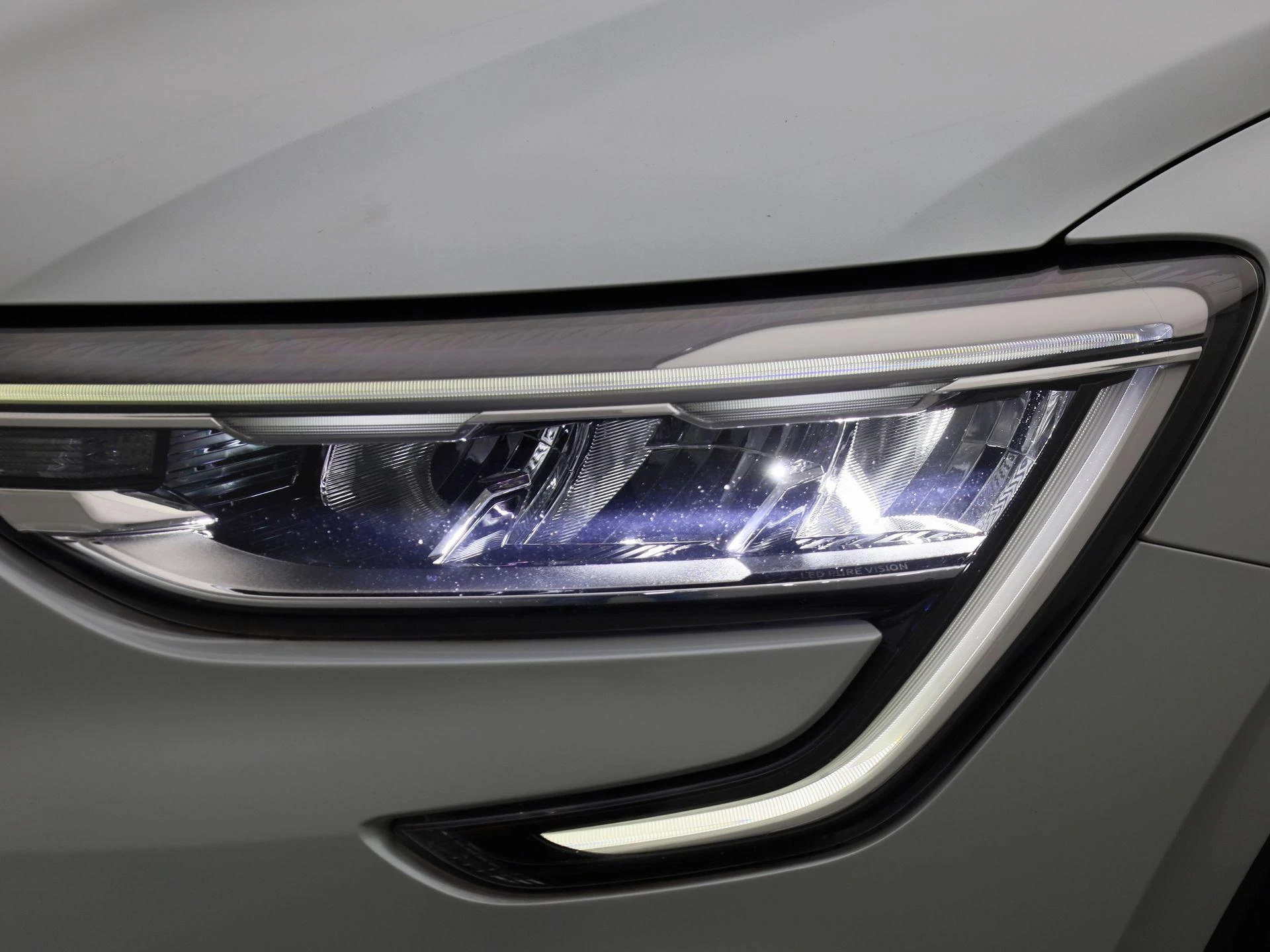 Renault-Arkana-image-12