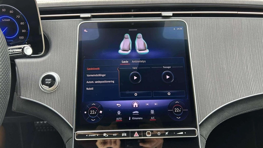 Mercedes-Benz-EQE-image-17