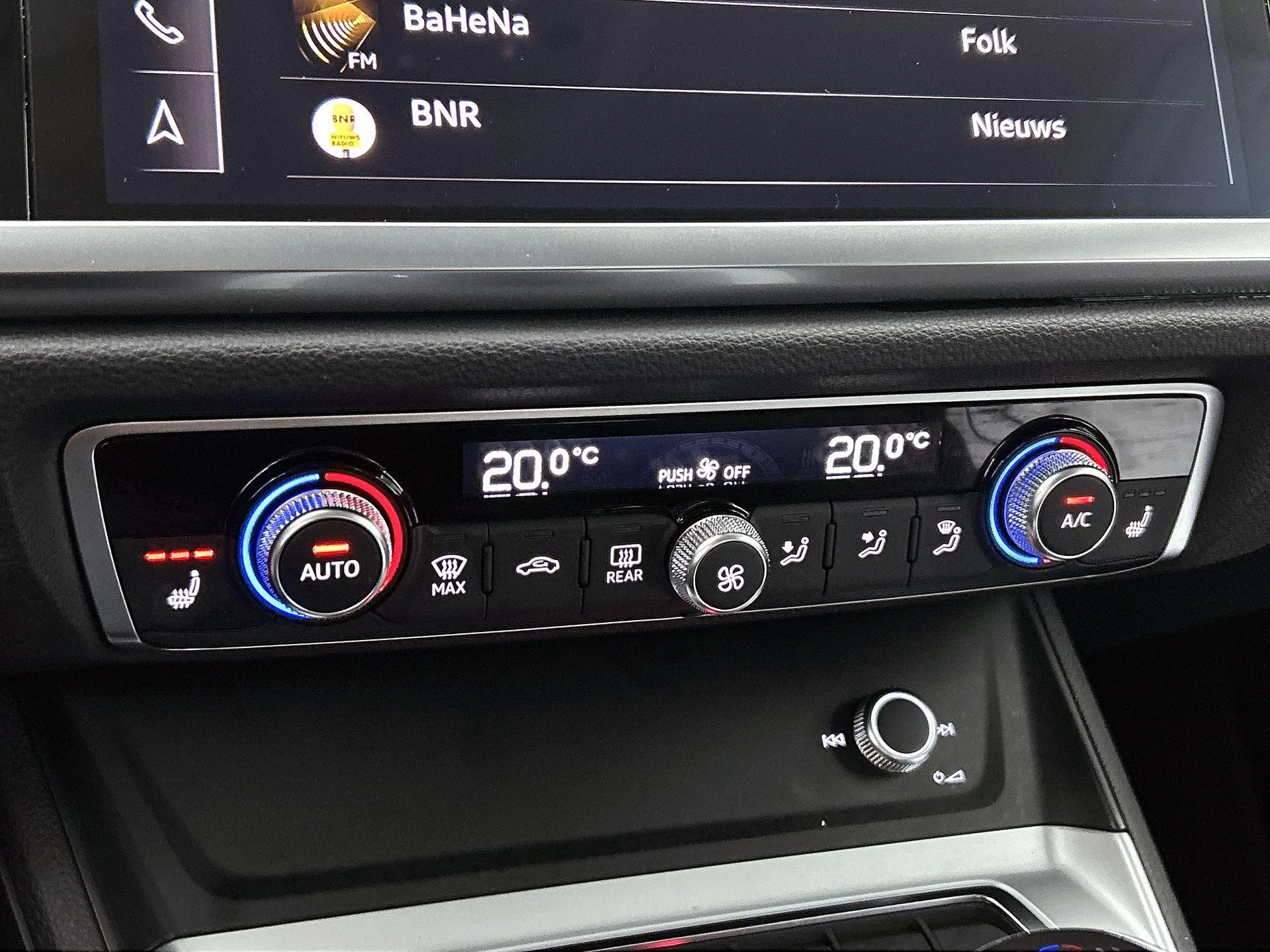 Audi-Q3-image-18