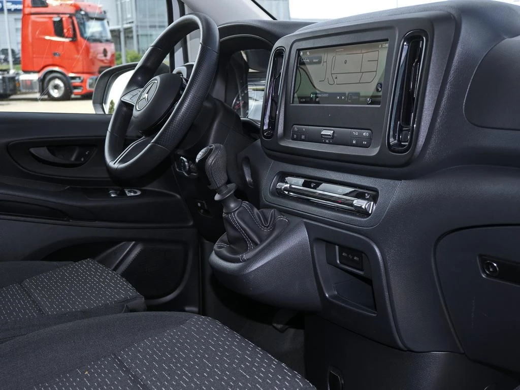 Mercedes-Benz-Vito 116-image-9