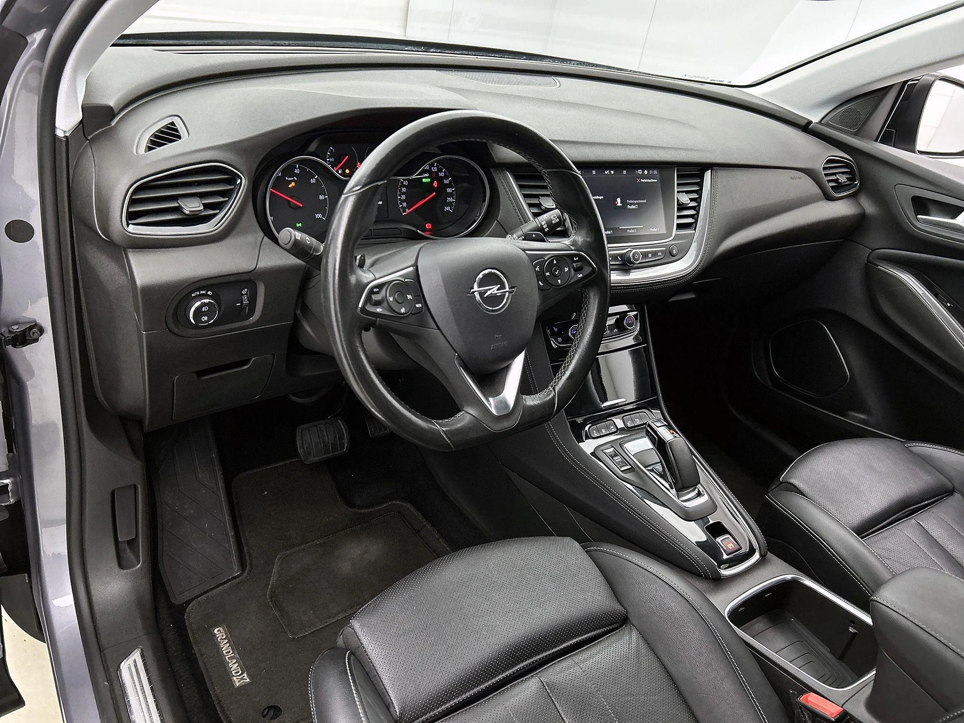 Opel-Grandland X-image-19