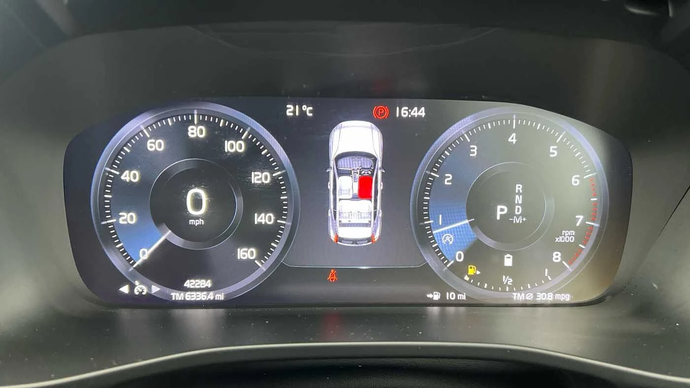 Volvo-XC40-image-6