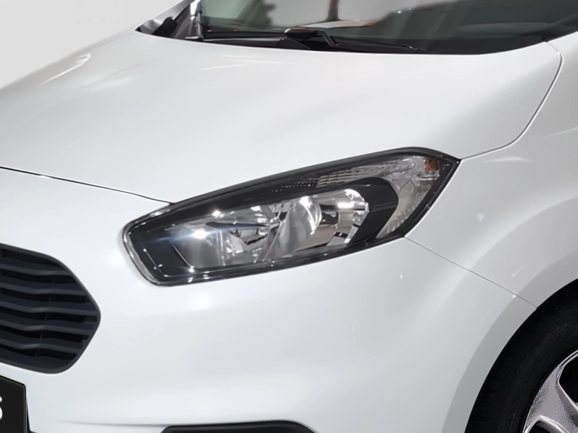 Ford-Transit-image-19