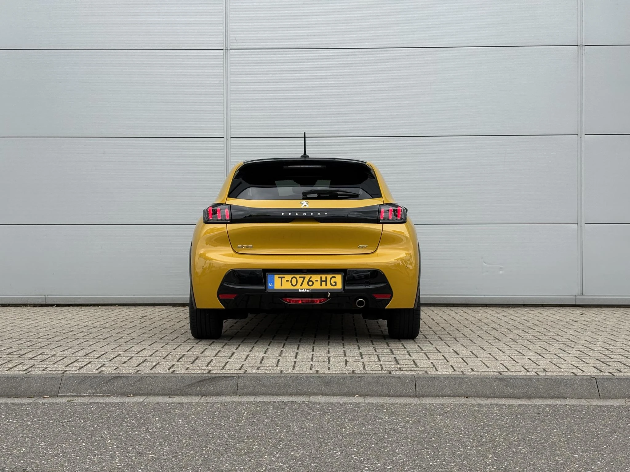 Peugeot-208-image-3