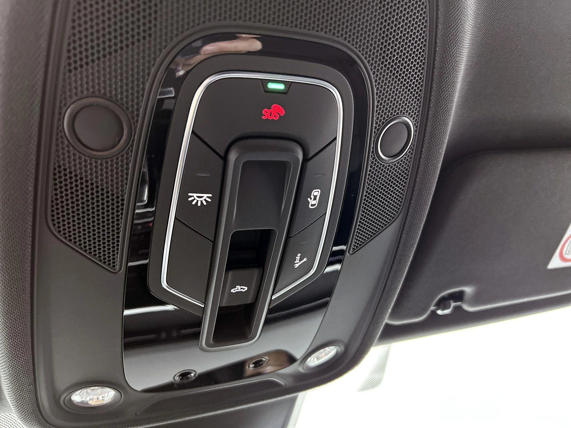 Audi-A6-image-16