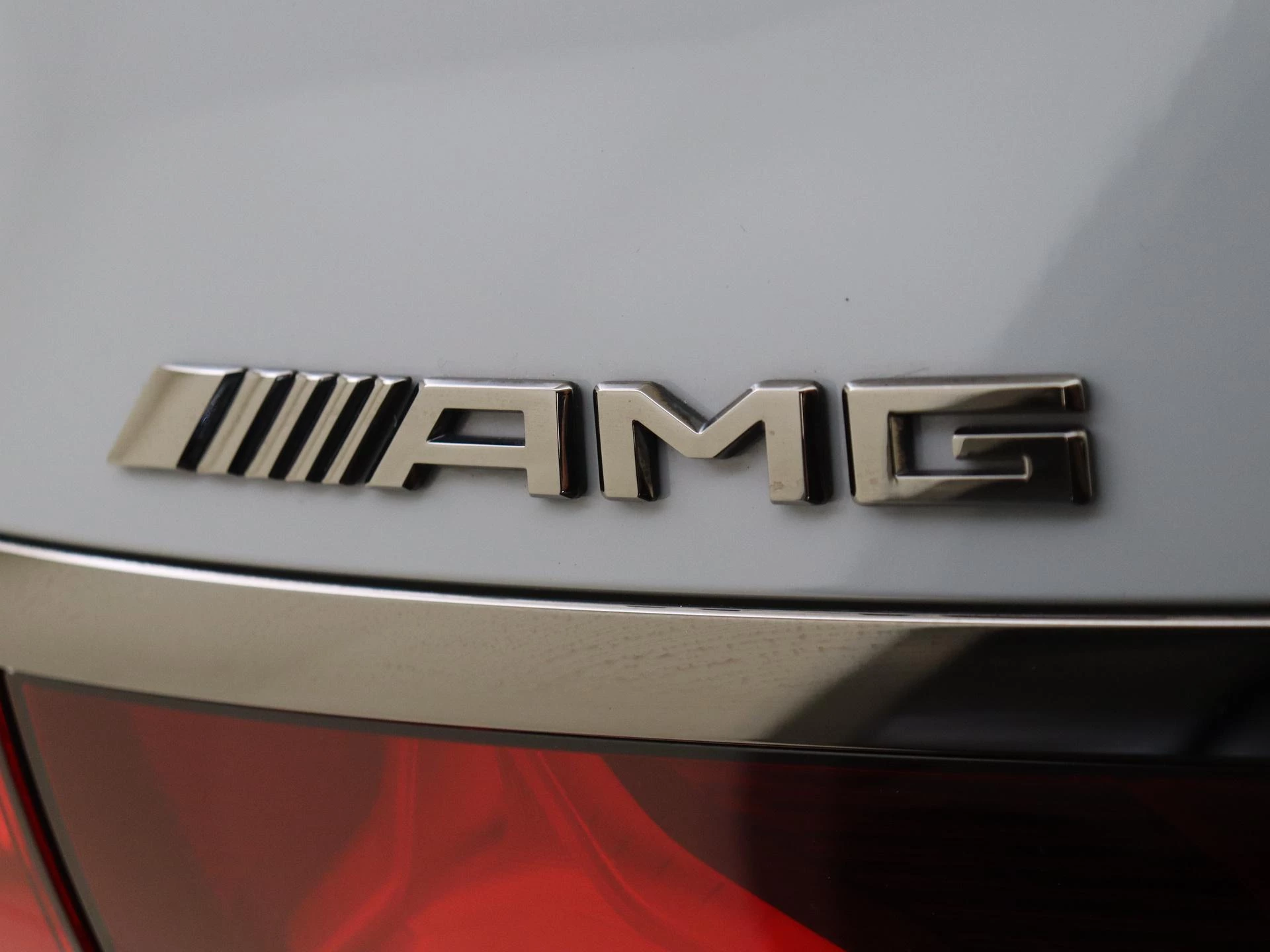 Mercedes-Benz-E-Klasse-image-45