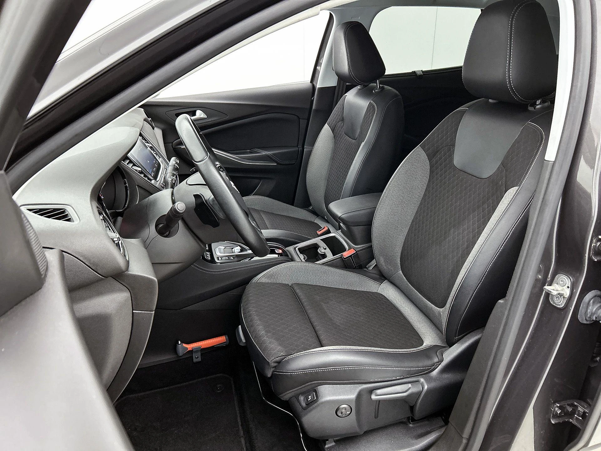 Opel-Grandland X-image-38