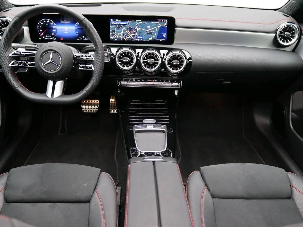 Mercedes-Benz CLA 250 e Business Solution AMG
