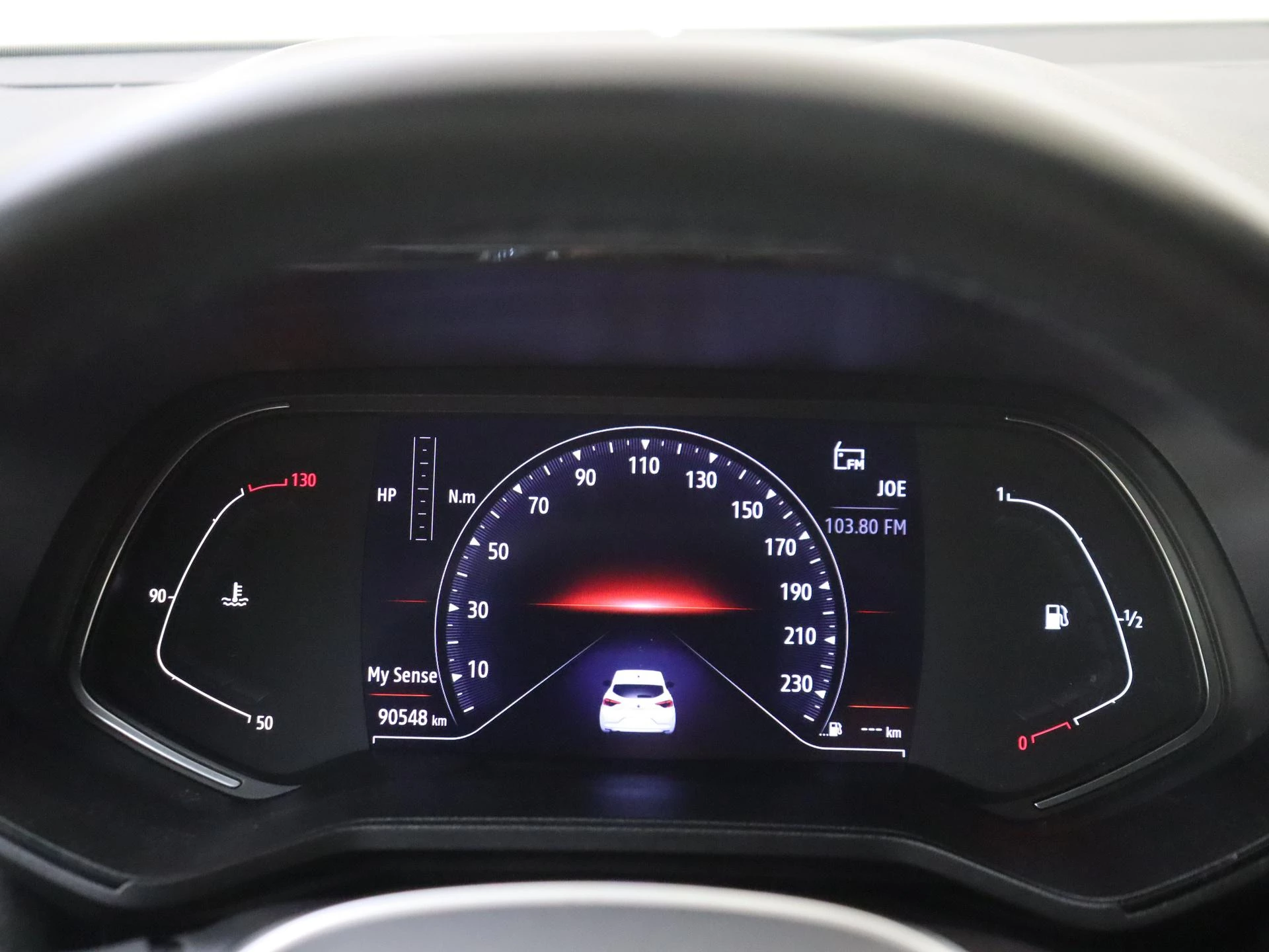 Renault-Clio-image-11