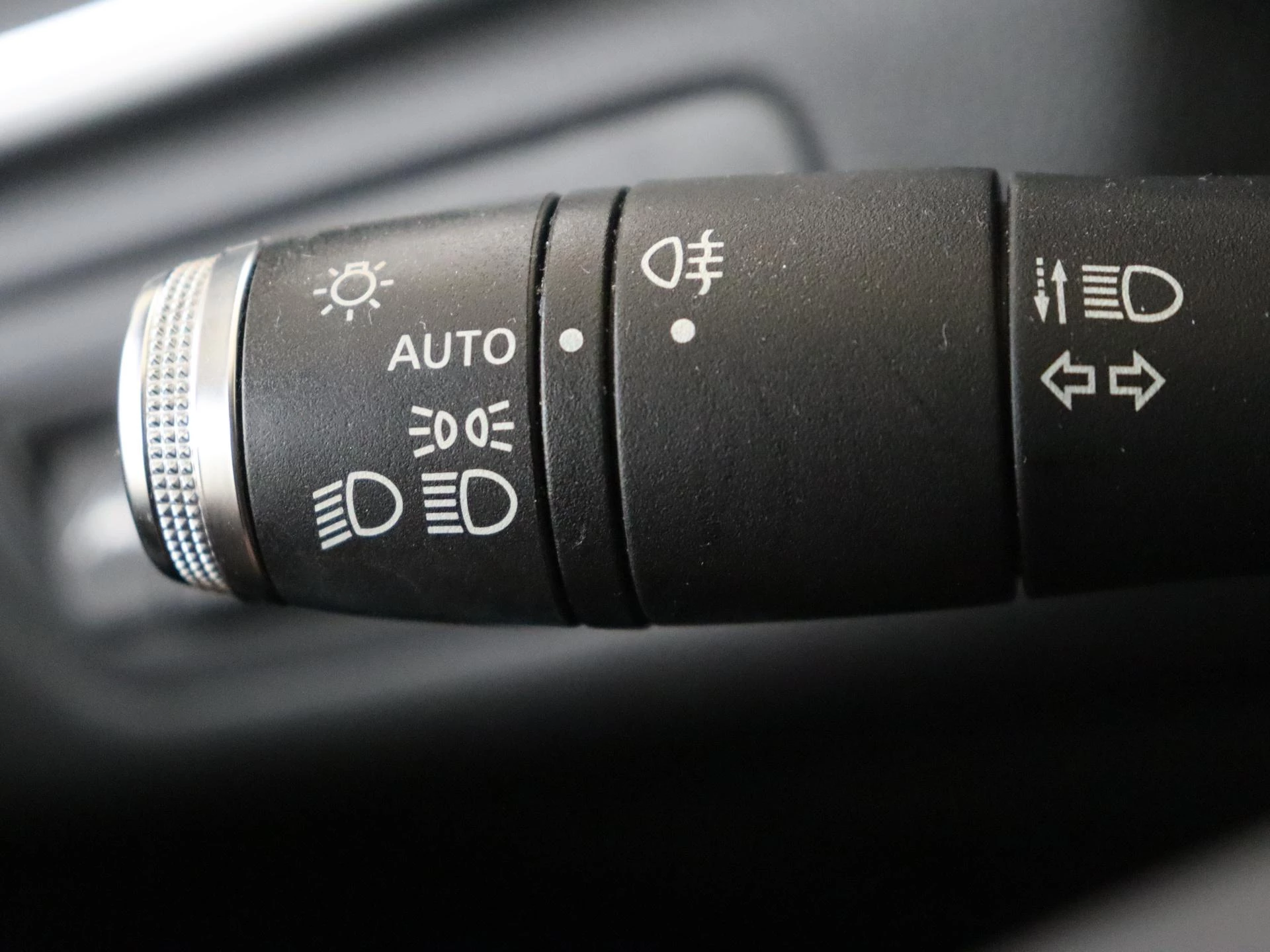 Renault-Captur-image-21
