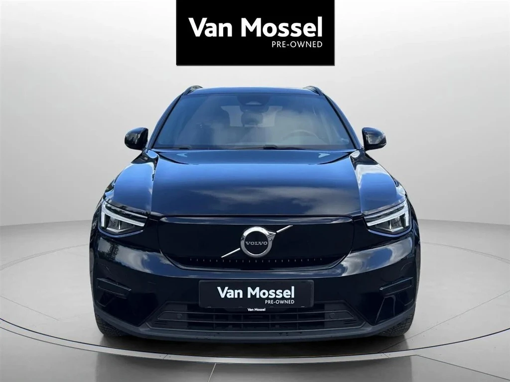 Volvo-XC40-image-1