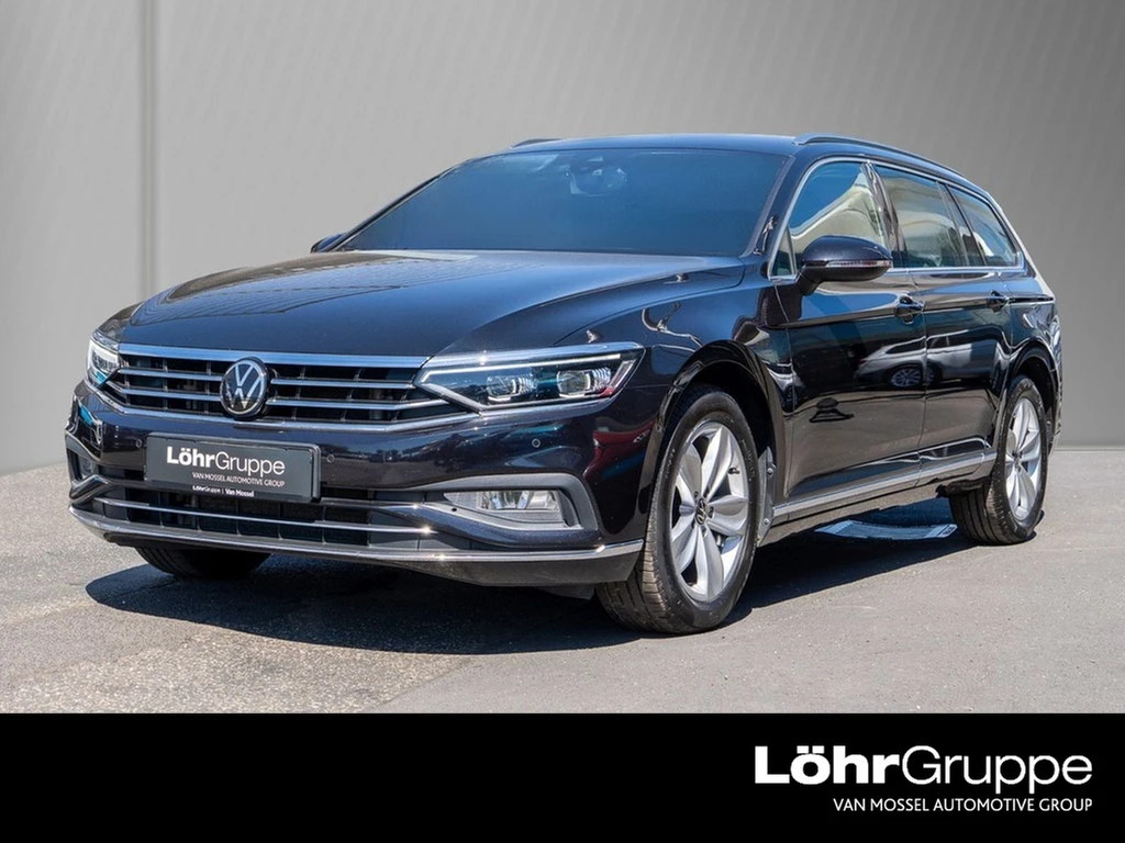 Volkswagen-Passat-image-0