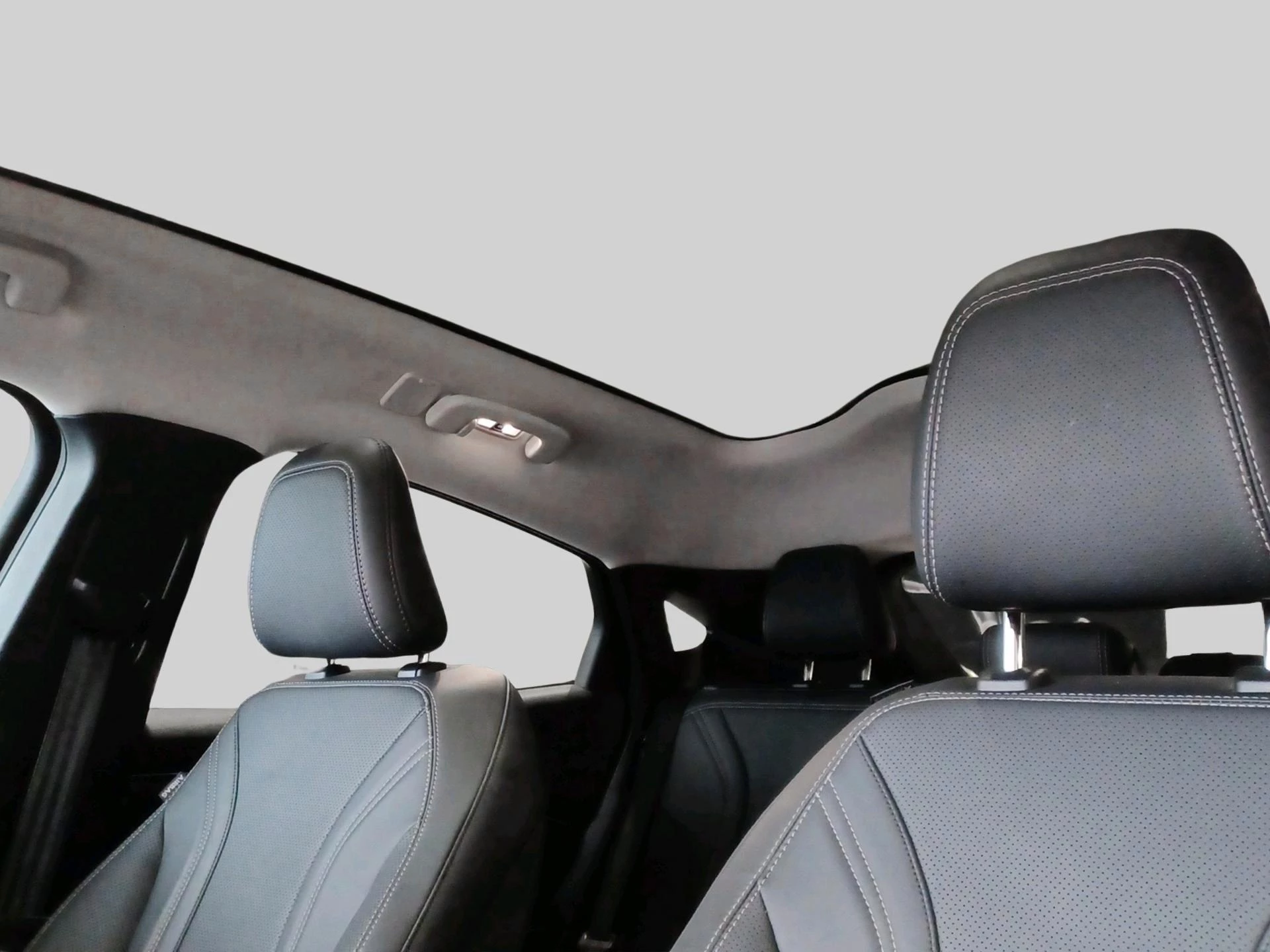 Ford Mustang Mach-E 99kWh 216kW Extended Range RWD