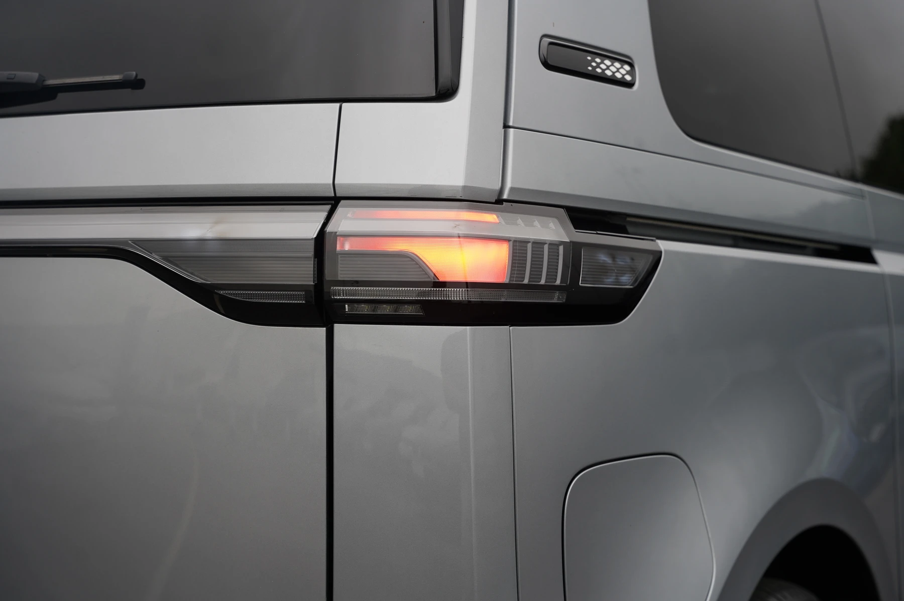 Volkswagen-ID. Buzz-image-34
