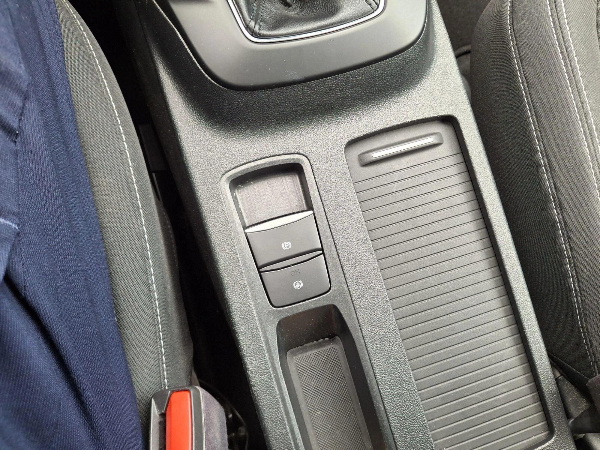 Ford-Kuga-image-16