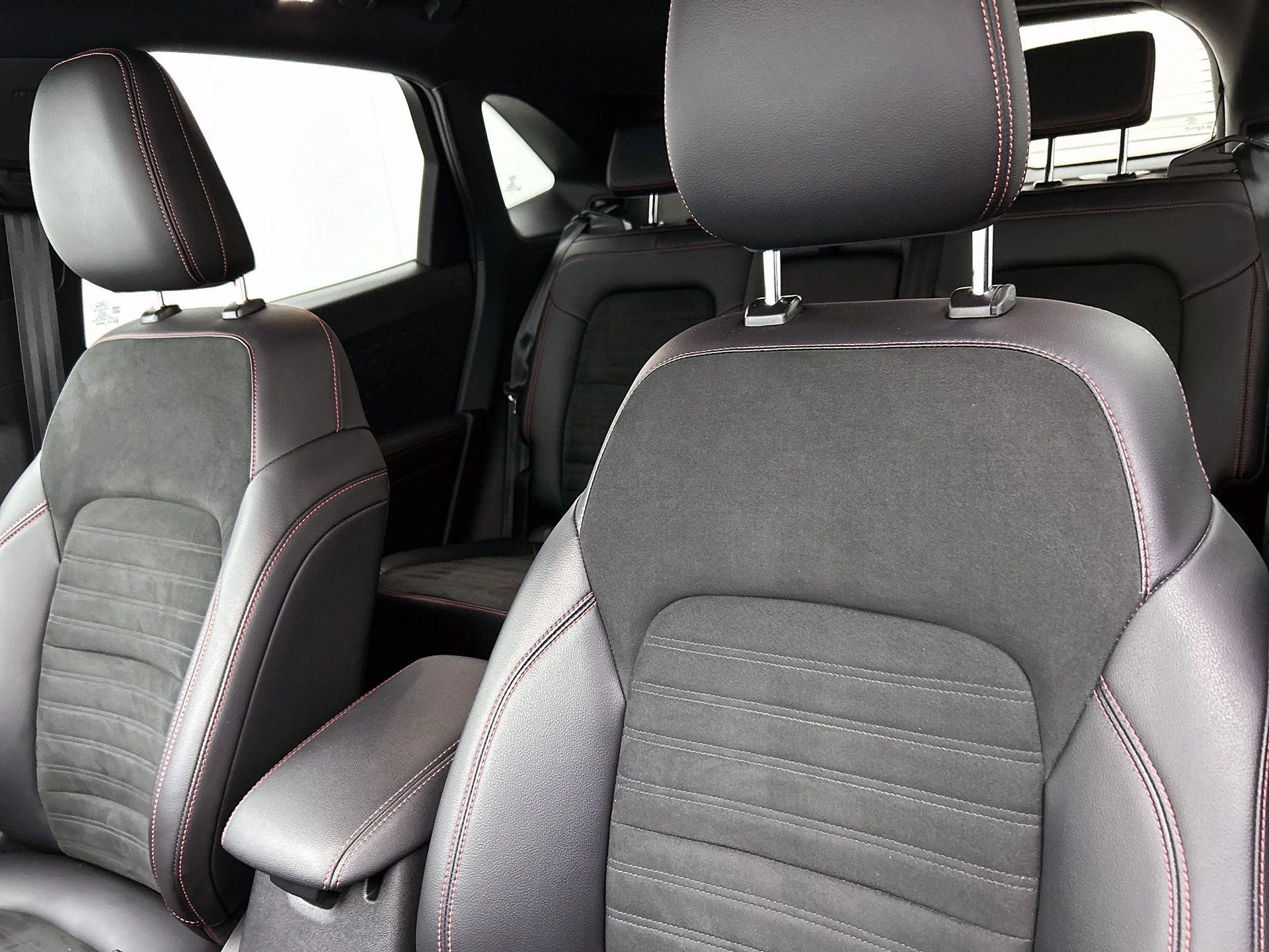 Ford-Kuga-image-12
