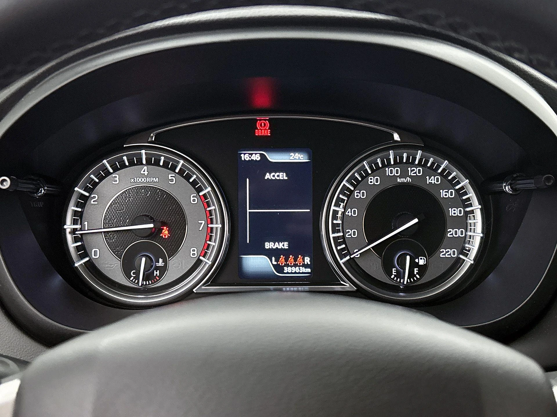 Suzuki-S-Cross-image-21