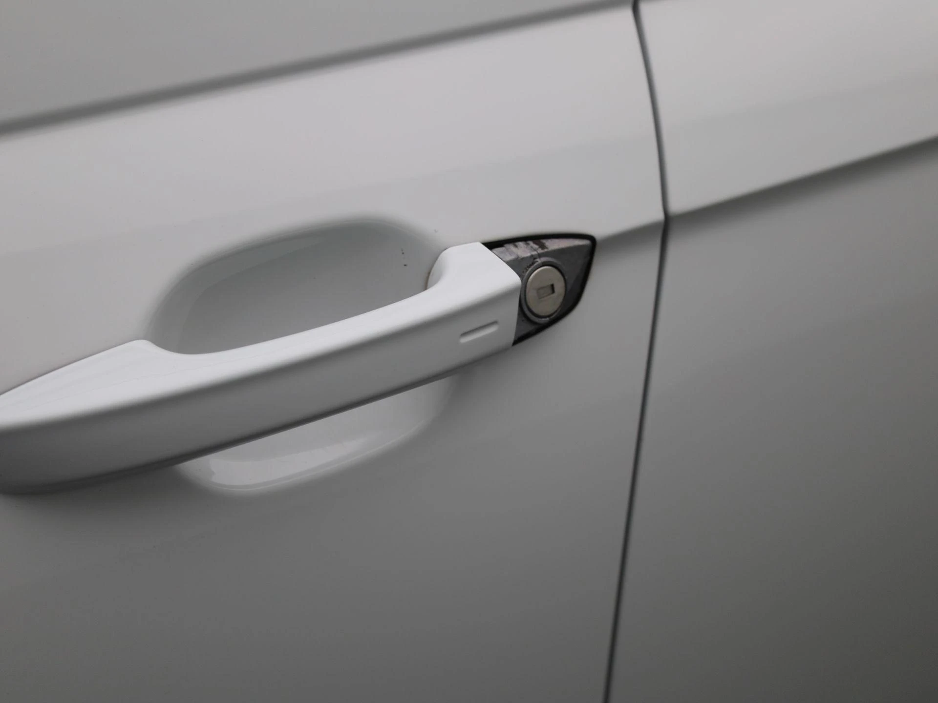 Volkswagen-Polo-image-15