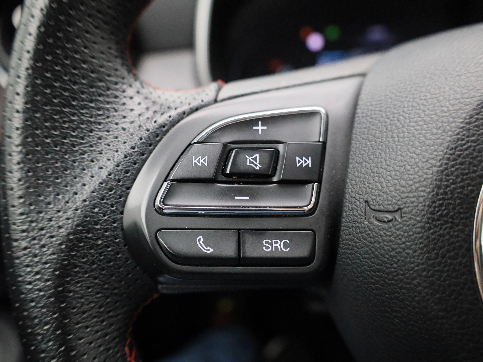 MG-ZS EV-image-14