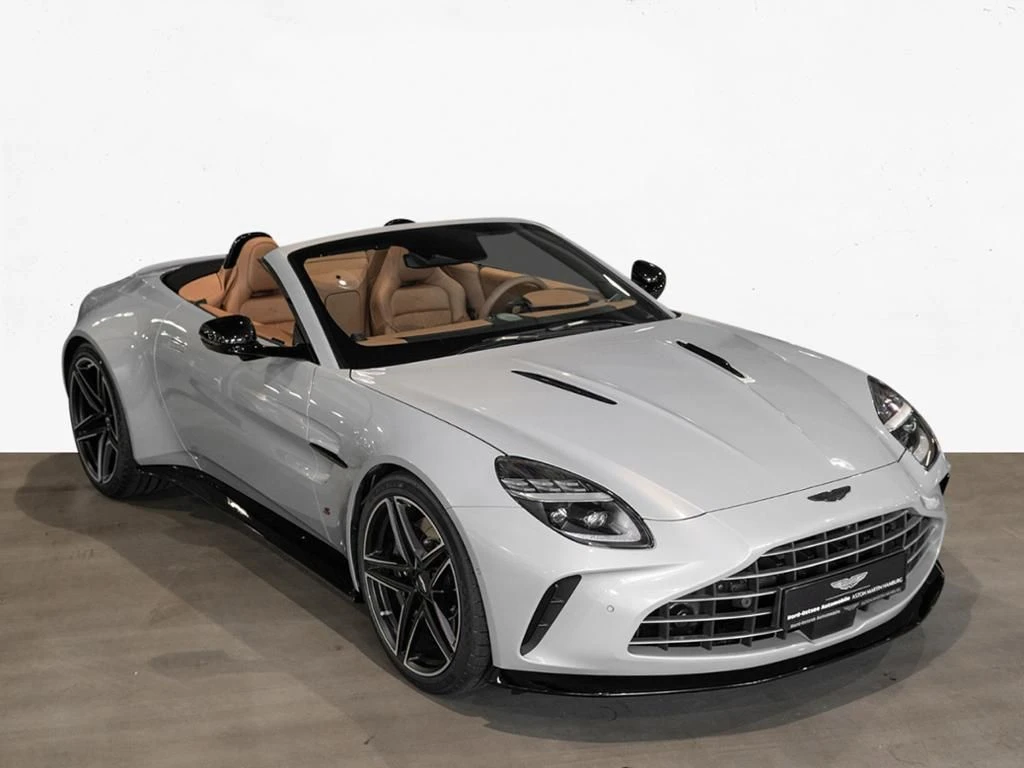 Aston Martin-V8 Vantage-image-16