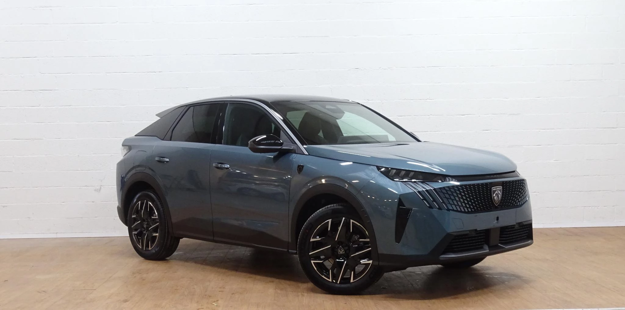 Peugeot 3008 1.2 Hybrid 145 GT+alcantara+pano dak