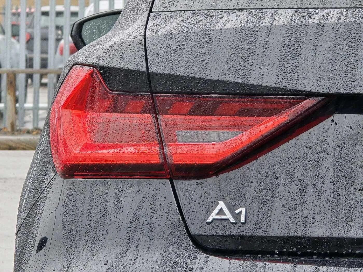 Audi-A1 Sportback-image-29