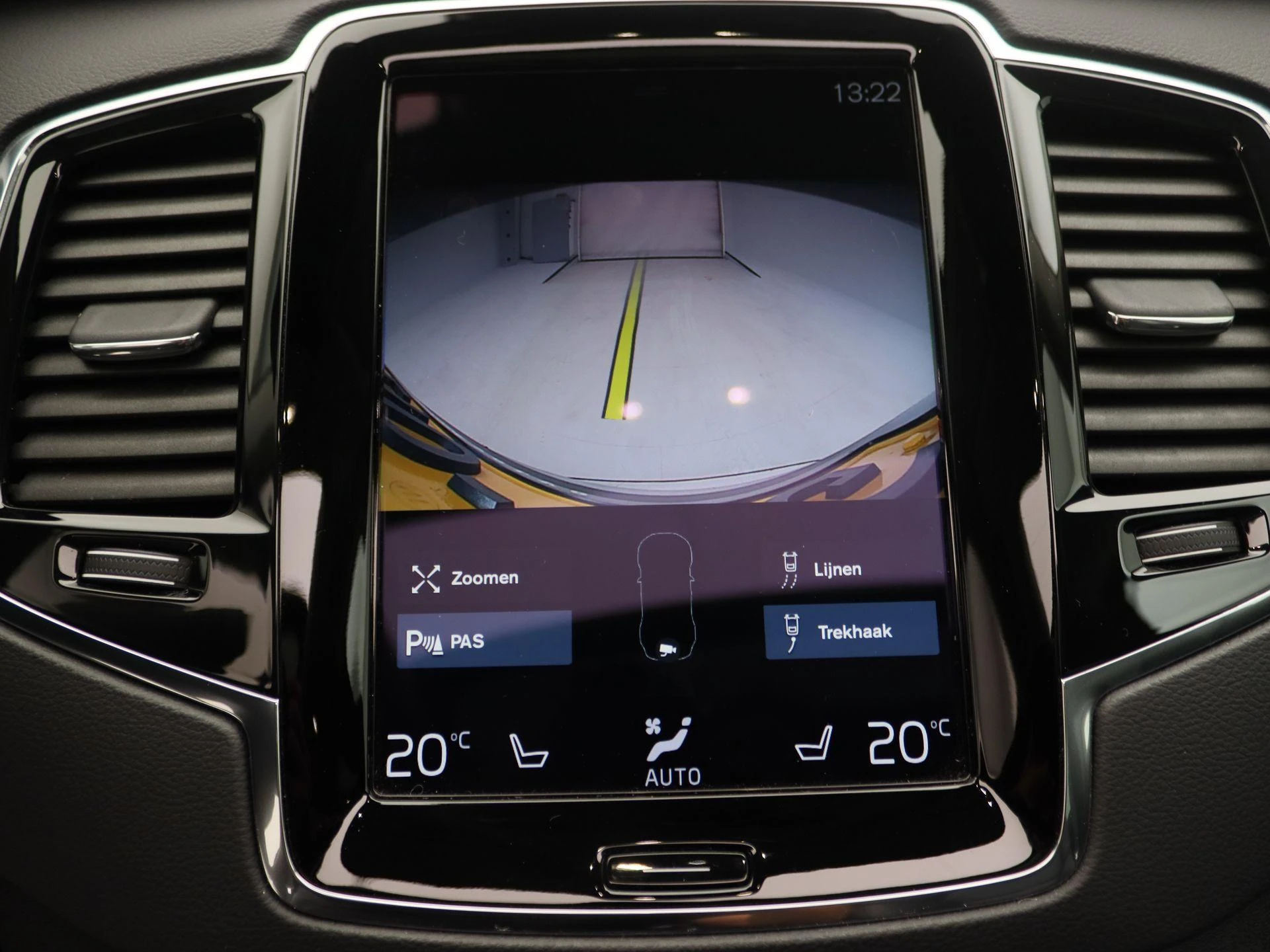Volvo-XC90-image-20