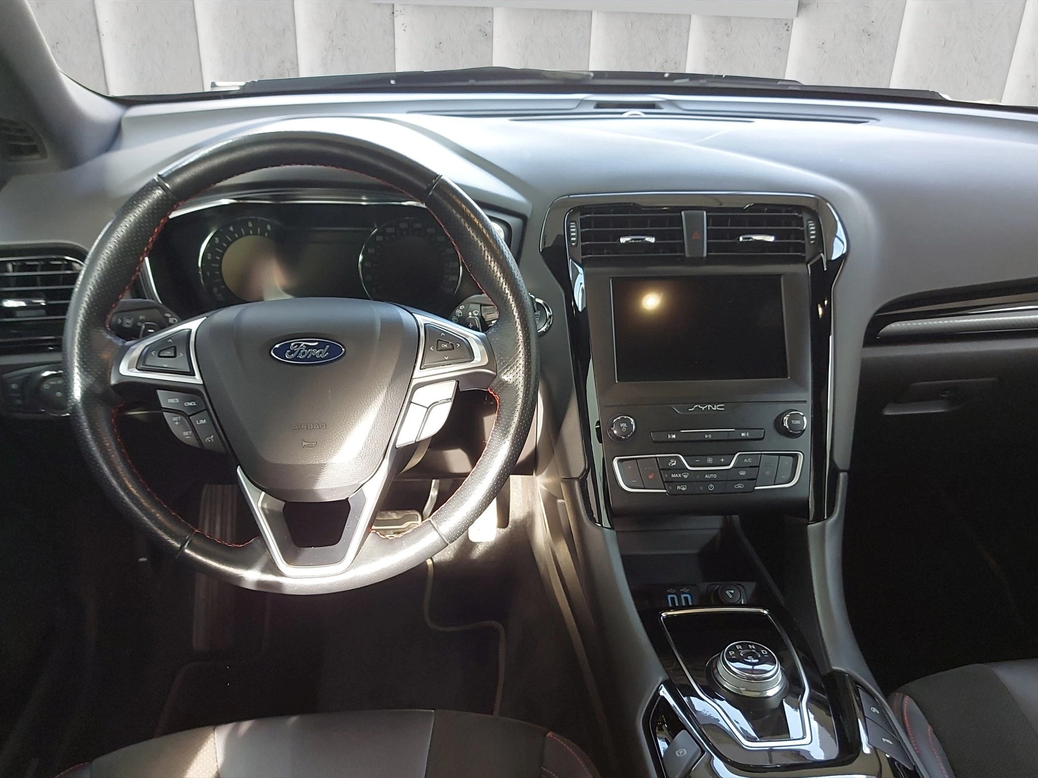 Ford-Mondeo-image-11