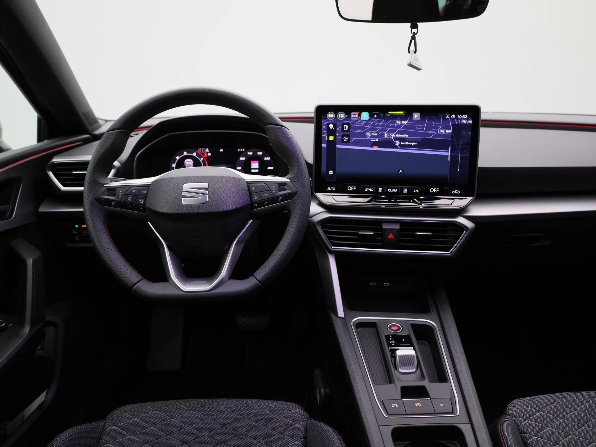 SEAT Leon Sportstourer 1.5 TSI e-Hybrid FR Business