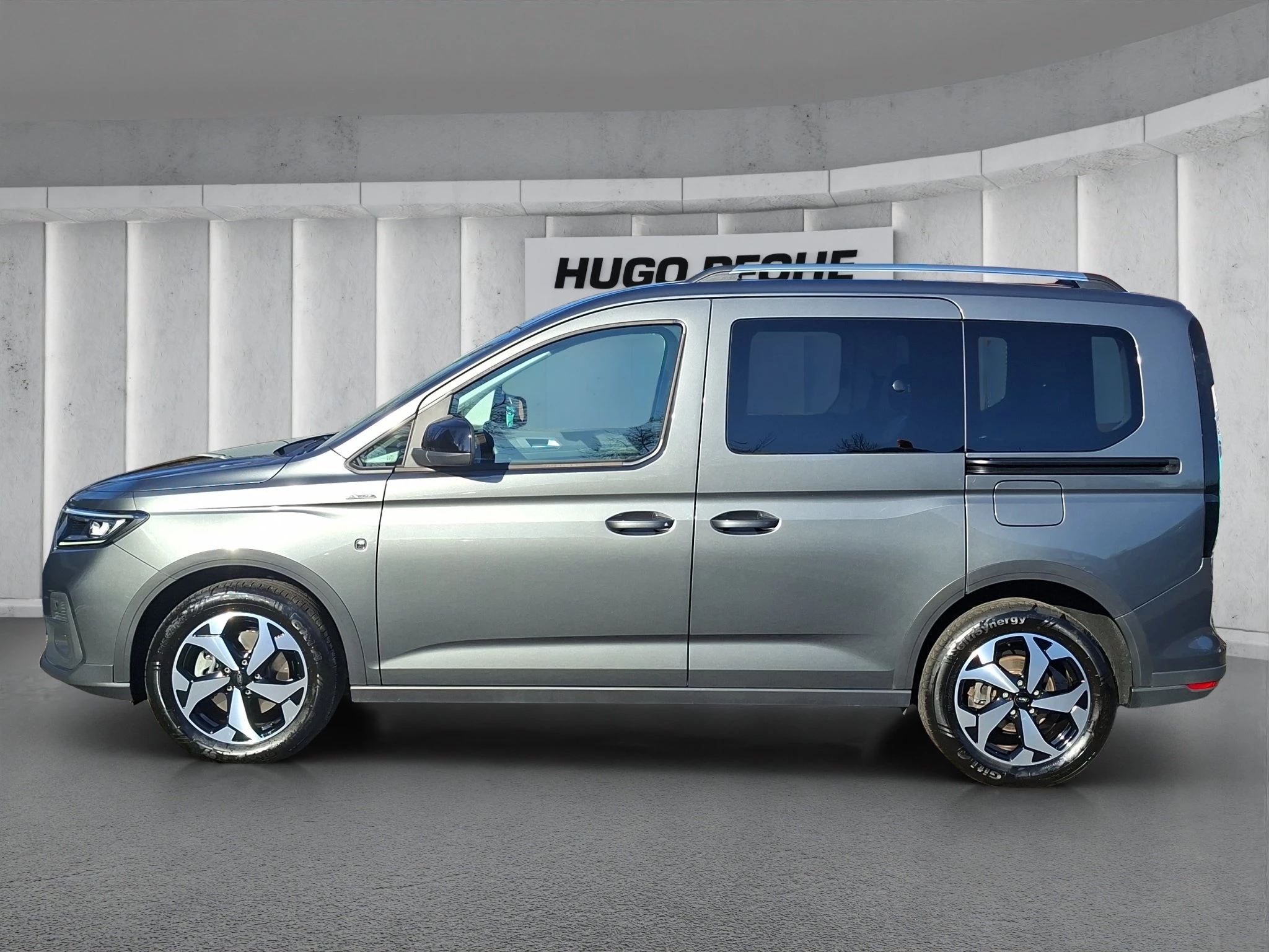 Ford Tourneo Connect Active 2.0 EB Aut. | LED | AHK | Pano | RFK | SHZ | LMF
