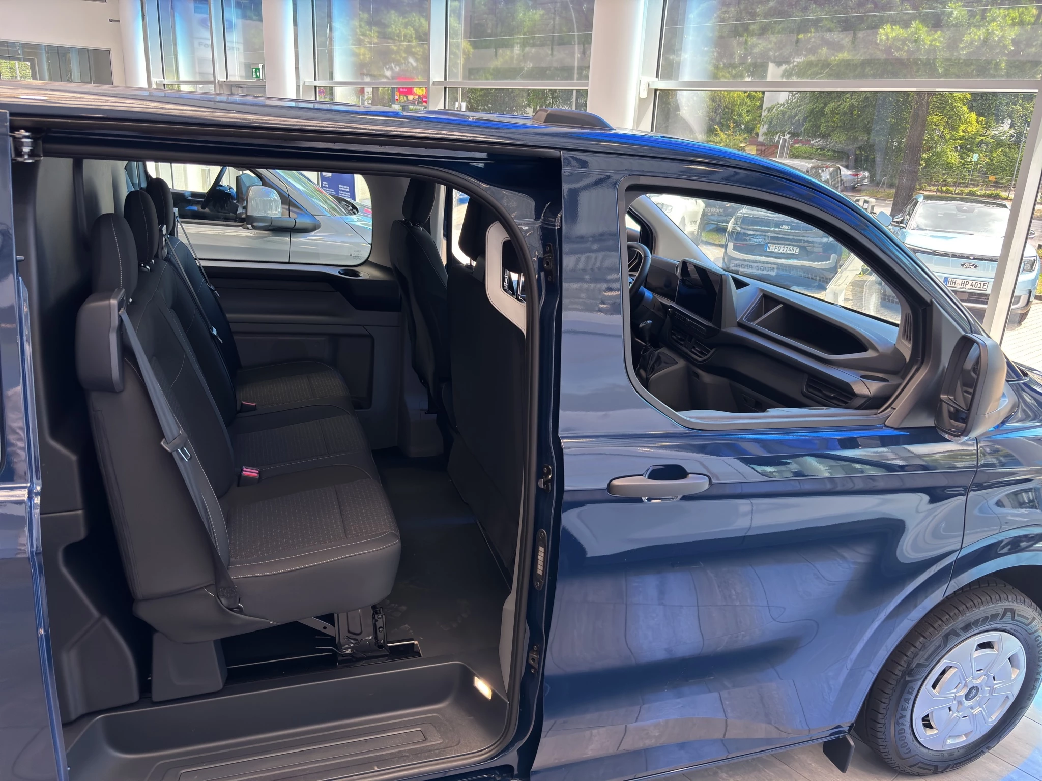 Ford-Transit Custom-image-18