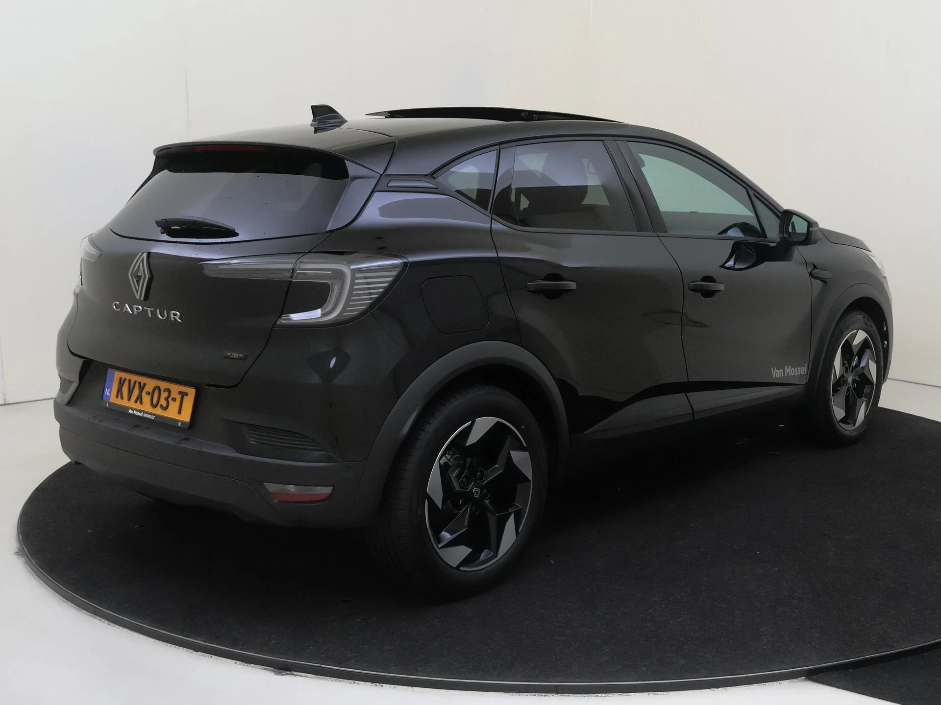 Renault-Captur-image-3