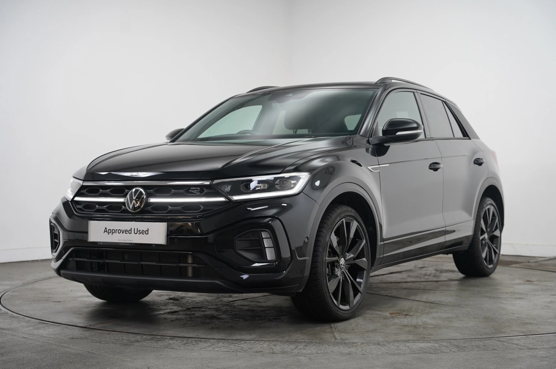 Volkswagen-T-Roc-image-38