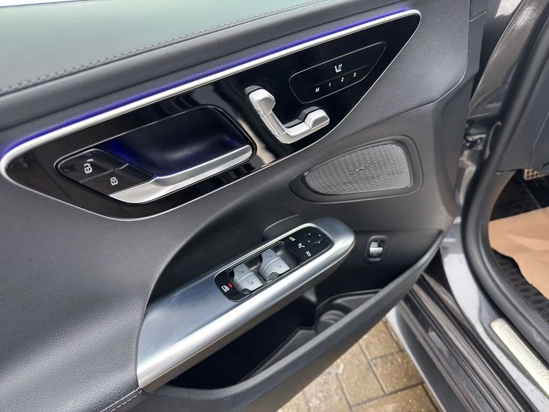 Mercedes-Benz C-Klasse 220 T d AMG MEMORY 360 NIGHT AHK AMBIENTE LED AMG LineW206 C 220 T d AMG MEMORY 360 NIGHT AHK AMBIENTE LED AMG Line