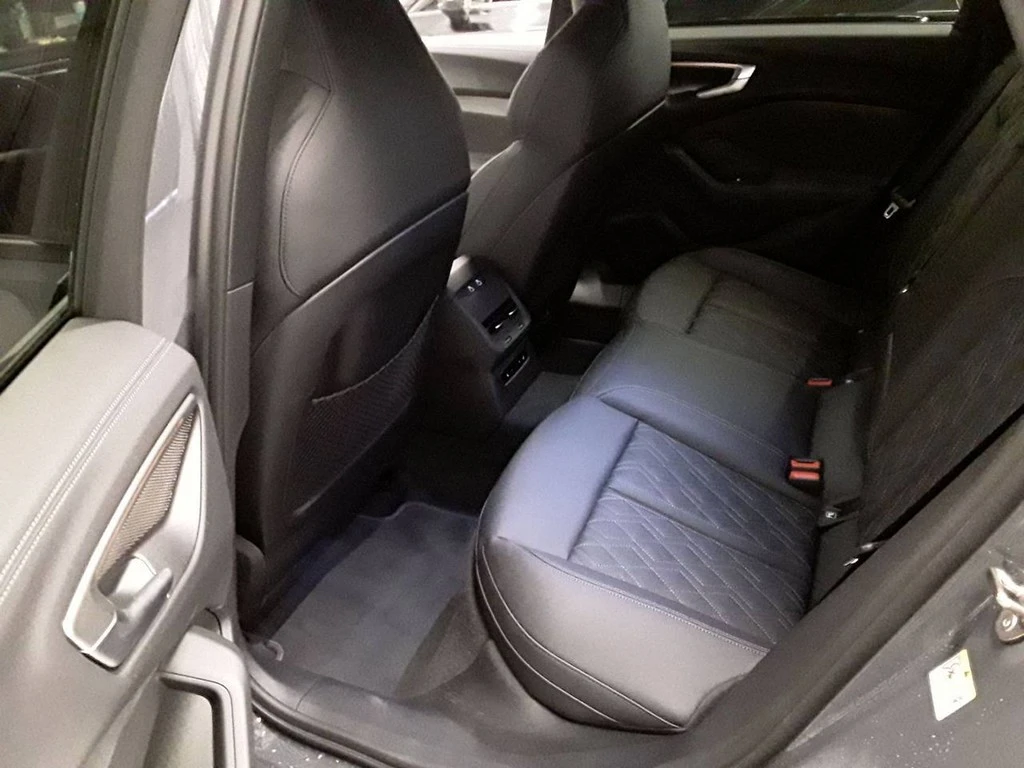 Audi-S5-image-3