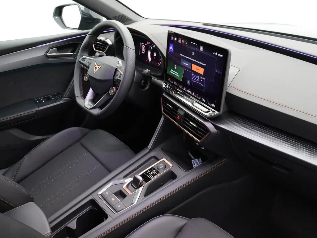 CUPRA-Leon Sportstourer-image-2