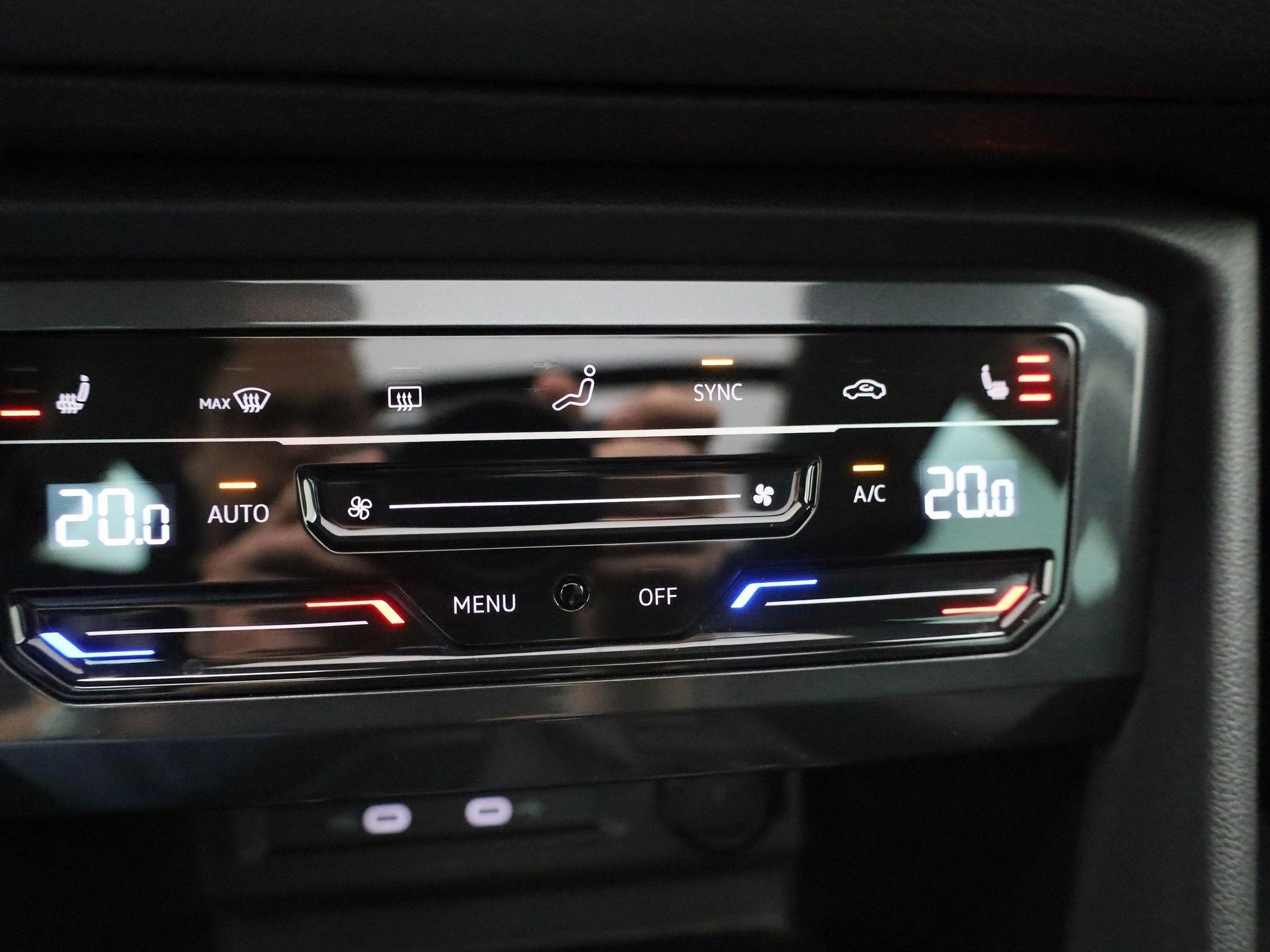 Volkswagen-Tiguan-image-22